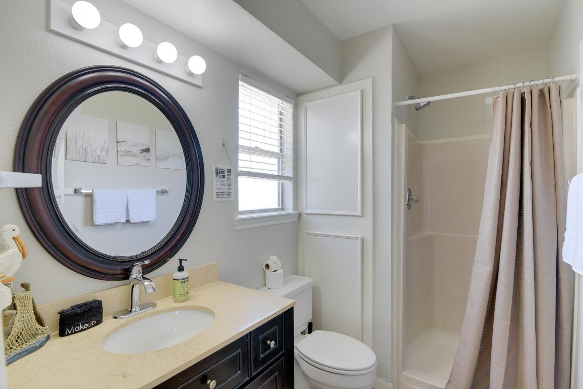 Galveston Townhome With Balconies Walk To Beach! Esterno foto