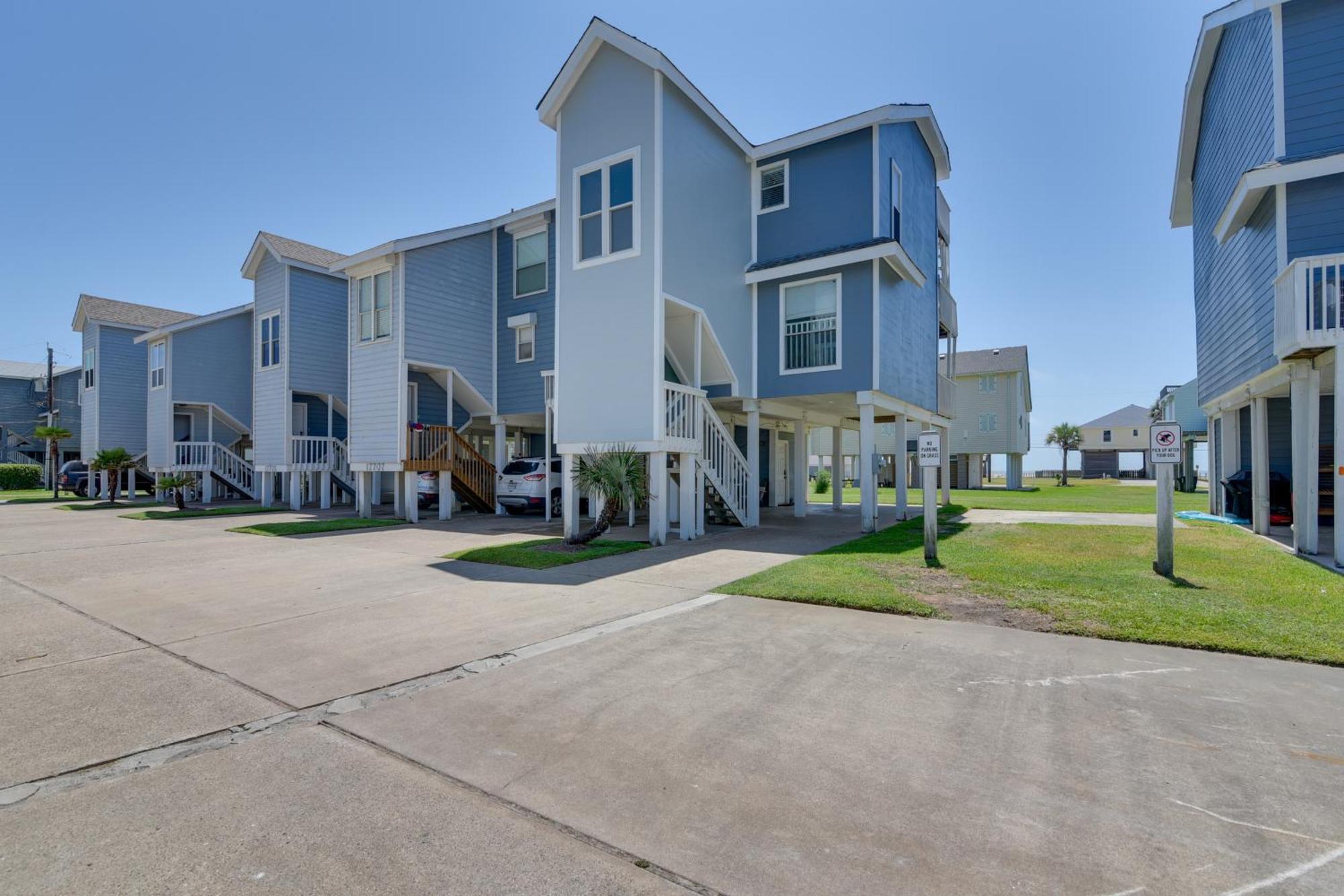 Galveston Townhome With Balconies Walk To Beach! Esterno foto