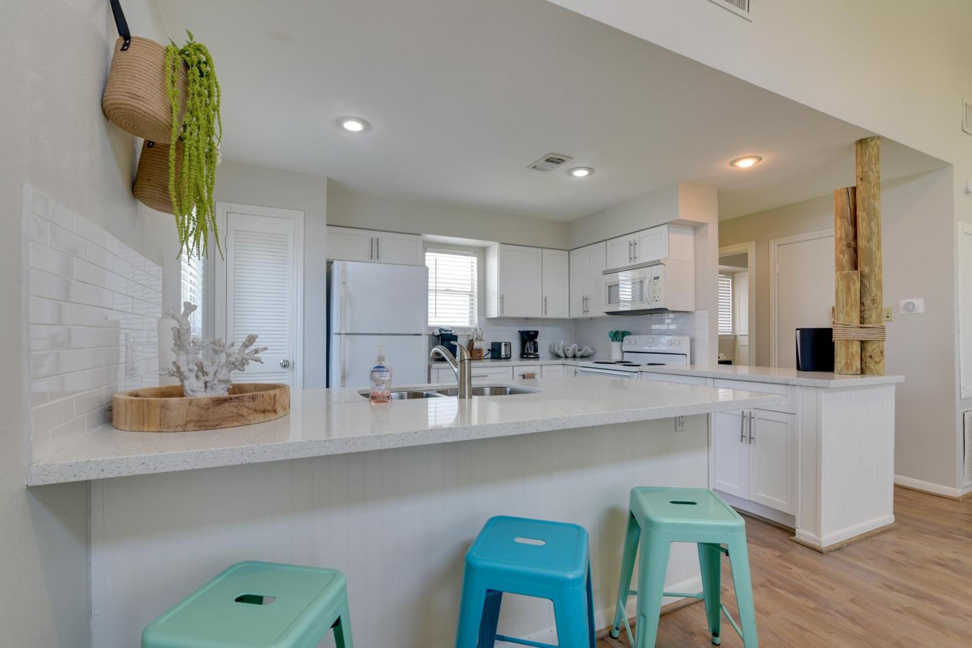 Galveston Townhome With Balconies Walk To Beach! Esterno foto
